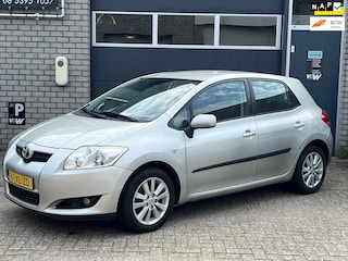 Toyota Auris 1.6-16V Luna Business CLIMA TREKHAAK APK N.A.P.