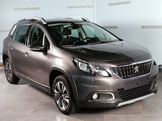 Peugeot 2008 1.2 130 pk PureTech Blue Lease Executive Stoelverwarming/Carplay/Leder/Panoramadak/Cruise