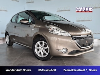 Peugeot 208 1.2 PureTech Allure /Stoelverwarming/Airco/LMV/Cruise control