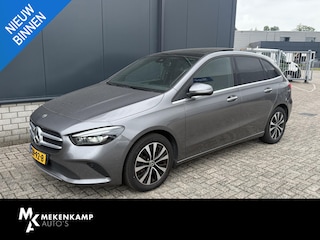 Mercedes-Benz B-klasse 250 e 17"/Leder/Panoramadak/Matrix LED/Keyless/Stoelverwarming/Sfeerverlichting/Camera/PDC v+a/