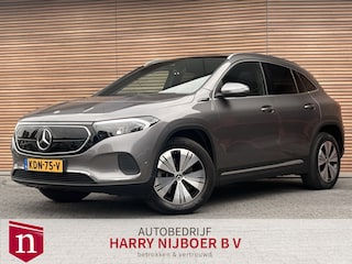 Mercedes-Benz EQA 250 Electric Art 67 kWh Panodak / Trekhaak / Navi / Clima / Camera