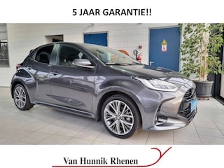 Toyota Yaris 1.5 130 Executive | Dodehoek | HUD | Stoelverw | Parksens V+A |
