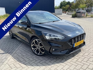 Ford Focus 2.0 EcoBlue ST Line trekgewicht 1800 kg geremd