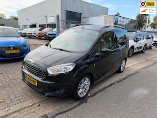 Ford Tourneo Courier 1.0 Titanium, Airco, Trekhaak, Cruise Control, Dubbele schuifdeur, NAP, APK 10-2027