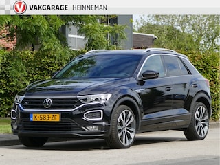 Volkswagen T-Roc 1.5 TSI Sport Business R | digitaal dashboard | Apple Carplay/Android auto | trekhaak