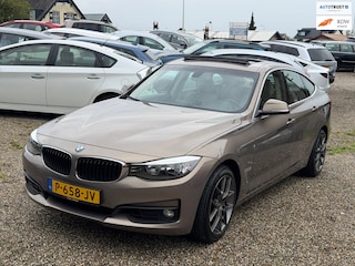 BMW 3-serie GT 3-serie 320i High Executive|PANO|Cruise|PDC|LMV
