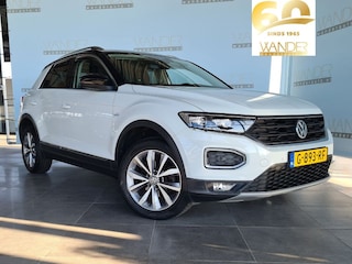 Volkswagen T-Roc 1.6 TDI 115 pk /Trekhaak/Achteruitrijcamera/Apple Carplay/Android Auto