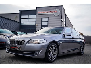BMW 520i High Executive | Schuif / Kanteldak | Xenon | Leder | AUT | Nieuwe APK | PDC | Stoelverwarming | F1 flippers