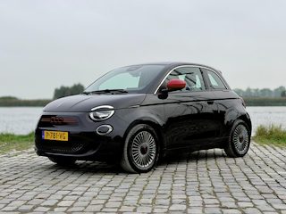 Fiat 500 RED 42 kWh *SOH 92%* Carplay|Digital Dash|LM 16"