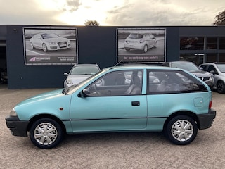 Suzuki Swift 1.0 GL 3-deurs Automaat 142.998 Kilometer n.a.p