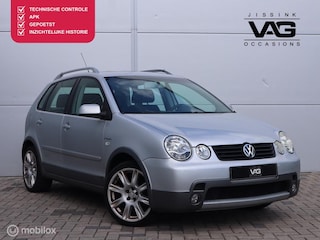 Volkswagen Polo 1.4-16V FUN Pano Airco Cruise trekhaak