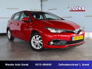 Toyota Auris 1.8 Hybrid Dynamic /Stoelverwarming/Camera/Bluetooth