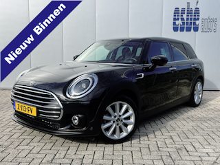 Mini Clubman 1.5 Cooper Automaat Business Edition NL Auto Clima Camera Stoelverwarming Navigatie Sportstoelen  Extra Getint Glas Parkeersensoren Led Koplampen