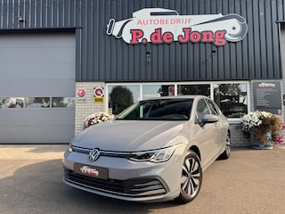 Volkswagen Golf 1.0 TSI LIFE MOVE EDITION ACC Camera Stoelverwarming Navigatie Led Carplay etc.