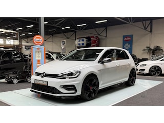 Volkswagen Golf 1.5 TSI DSG | R-Line | Maxton | Navi | | 5-Drs