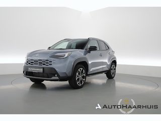Toyota Yaris Cross 1.5 Hybrid 130 Dynamic | Rijklaar! | Facelift! | Celestite Grey | Camera | Stoel- Stuurverw. | Adapt. Cruise | Keyless |