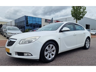 Opel Insignia 1.8 Edition CARPLAY NAVI PSENSOR CRUISE 2 X SLEUTELS