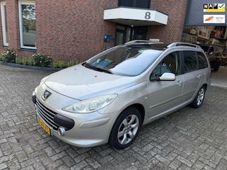 Peugeot 307 SW 2.0-16V Pack automaat / bj.2007 / navigatie / climate / panoramadak / trekhaak / APK tot 04/2027 / NAP 276392 km.