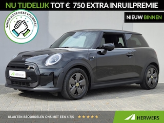 Mini Mini Classic 33 kWh / SOH 96% / Dealer onderhouden / Stoelverwarming / Achteruitrijcamera / CCS snelladen / Cruise control / Appel Carplay Android Auto / Climate control / Parkeersensoren voor en achter /