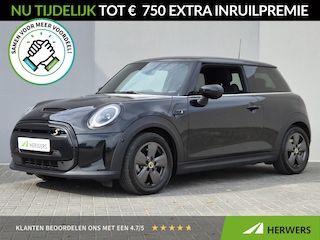 Mini Mini Classic 33 kWh / SOH 96% / Dealer onderhouden / Stoelverwarming / Achteruitrijcamera / CCS snelladen / Cruise control / Appel Carplay Android Auto / Climate control / Parkeersensoren voor en achter /