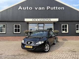 Seat Leon 1.6 Reference / Nieuwe APK 09-2027 / Goed onderhouden