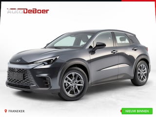 Lexus LBX 1.5 Business Line 2WD | Comfort + Safety Pack | Stoel- stuurverwarming | BSM | PDC V+A | ACC | Camera
