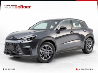 Lexus LBX 1.5 Business Line 2WD | Comfort + Safety Pack | Stoel- stuurverwarming | BSM | PDC V+A | ACC | Camera