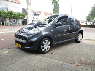Peugeot 107 1.0-12V Millesim 200 5-drs / AIRCO / TREKHAAK / i.z.g.st / 132dkm