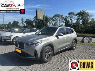 BMW X1 sDRIVE18i AUTOMAAT Leder | Winterpakket | Carplay/Android | Sportstoelen