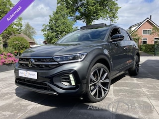 Volkswagen T-Roc 1.5 TSI DSG R-LINE EDITION , PANO , BLACK STYLE , KEYLESS ENTRY , SIDE ASSIST , LANE ASSIST , CAMERA , PDC , VIRTUAL COCKPIT , IQ-LIGHT , LED , ACHTERKLEP MET VOET SENSOR , PRIVACY GLASS , STUUR EN STOEL VERWARMING .