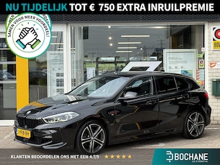 BMW 118i Executive Edition | NAP | Dealer onderhouden | Stoelverwarming | Navigatie | LED | DAB | Climate Control | Cruise Control |