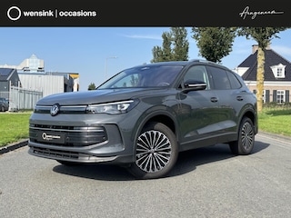 Volkswagen Tiguan 1.5 eHybrid Life | Trekhaak | IQ.Light | Interieurverlichtingspakket | Winterpakket + | Navigatie Discover Pro | 360 Camera | Digitaal Instrumentenpaneel | DAB | Apple CarPlay/Android Auto |