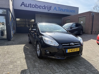 Ford Focus Wagon 1.0 EcoB. Edit. Plus