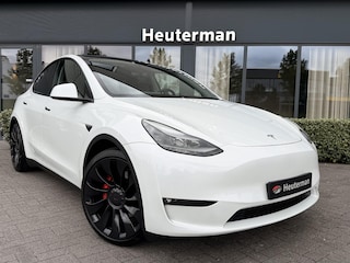 Tesla Model Y Performance AWD/Pano/Trekhaak/95%SOH