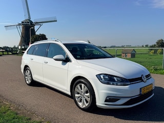 Volkswagen Golf Variant 1.0 TSI Comfortline Business|Apple carplay|Trekhaak|ACC|Camera