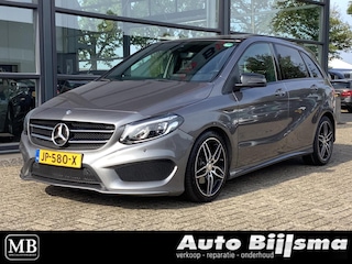 Mercedes-Benz B-klasse 180 AMG Night Edition AMG pakket, Panorama dak, camera, eerste eigenaar