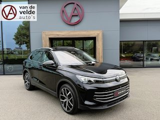 Volkswagen Tiguan 1.5 eHybrid Elegance 204pk | Trekhaak | 20 Inch | 360 Camera | Panoramadak | Dode hoek | Elek. klep | incl. verlengde garantie