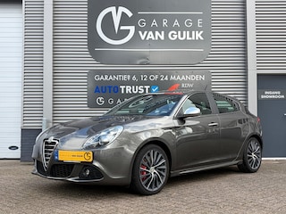 Alfa Romeo Giulietta 1.4 T Business Executive 170PK Navi,Clima,Cruise,Bluetooth,ElektrRamen+Spiegels,Radio/Cd-Speler,PDC,Lmv