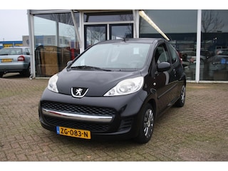 Peugeot 107 1.0-12V XR