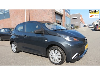 Toyota Aygo 1.0 VVT-i x-now