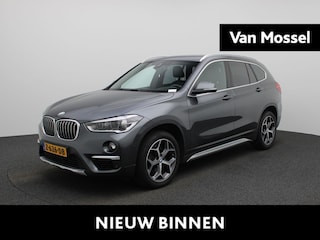 BMW X1 sDrive18i High Executive | Wordt Verwacht | Panoramdak | Climate Control | Parkeersensoren | Stoelverwarming |
