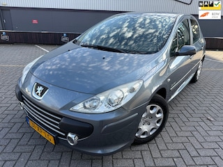 Peugeot 307 1.6-16V Oxygo*AIRCO*APK*NAP*ELKT-RAAM*CRUISE*TERKHAAK