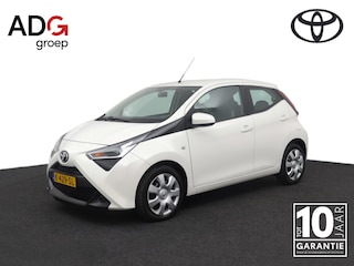 Toyota Aygo 1.0 VVT-i x-play | Groot scherm multimedia | Airco | Parkeercamera |