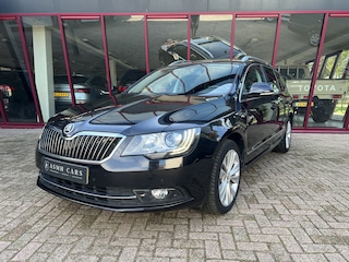 Skoda Superb Combi 2.0 TDI Elegance Business | Leder | Pano | Trekhaak | Airco | PDC | Stoelverw. |