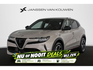 Alfa Romeo Junior 1.2 Turbo Hybrid Ibrida Speciale Pano Sabelt Trekhaak Stoelverwarming Keyless