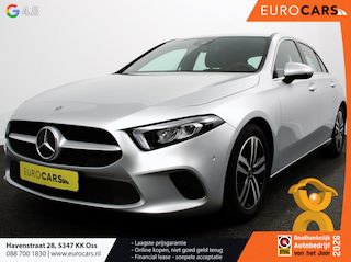 Mercedes-Benz A-klasse 180 Progressive 7-DCT Navigatie Climate Control Virtual Cockpit Stoelverwarming 17" Lichtmetalen velgen Parkeer sensoren Cruise Control