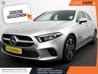Mercedes-Benz A-klasse 180 Progressive 7-DCT Navigatie Climate Control Virtual Cockpit Stoelverwarming 17" Lichtmetalen velgen Parkeer sensoren Cruise Control