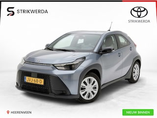 Toyota Aygo Hybrid 115 play