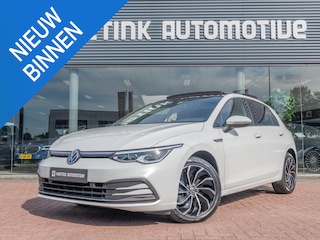 Volkswagen Golf 1.5 TSI R-Line | Pano | ACC | Massage