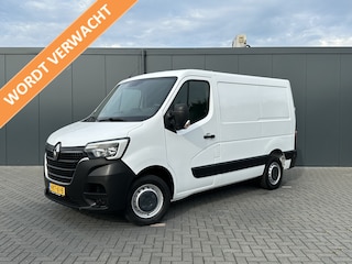 Renault Master T35 2.3 dCi 135 PK / L1H1 / 1e EIGENAAR / TREKHAAK / AIRCO / NAVI / CRUISE / 2.500 KG AHG